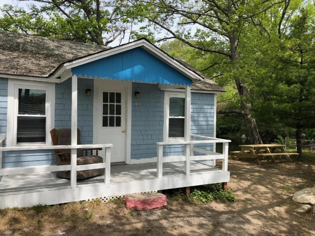 Herring Run Cabins And Inn Bourne Bagian luar foto