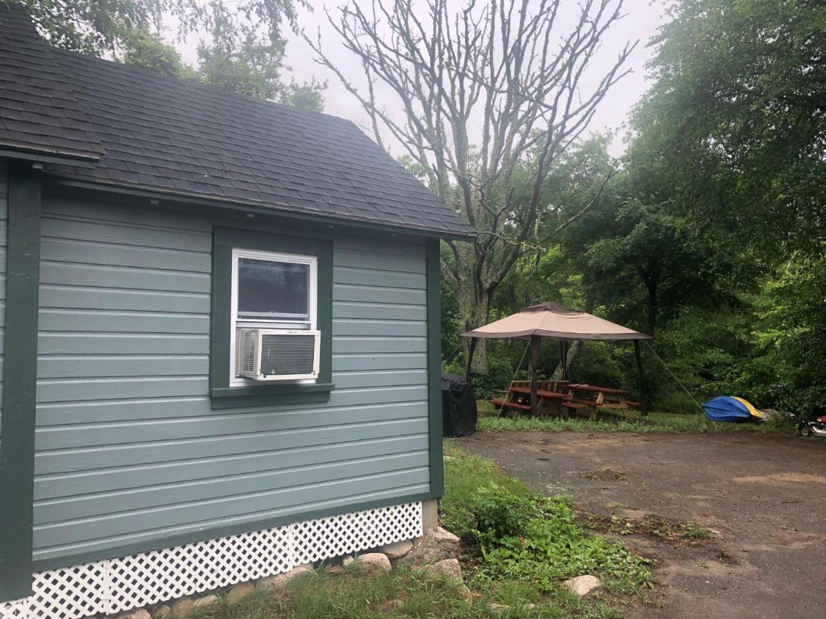 Herring Run Cabins And Inn Bourne Bagian luar foto